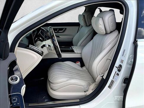 Used 2023 Mercedes-Benz S 500 4MATIC image 27