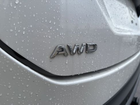 Used 2023 Honda Pilot Elite image 5