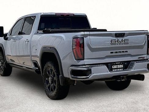 Used 2024 GMC Sierra 2500 AT4 w/ AT4 Premium Plus Package AWD/4WD image 15