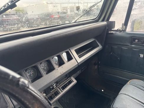 Used 1992 Jeep Wrangler Sahara AWD/4WD image 11