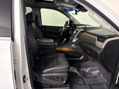 Used 2019 GMC Yukon Denali w/ Open Road Package AWD/4WD image 41
