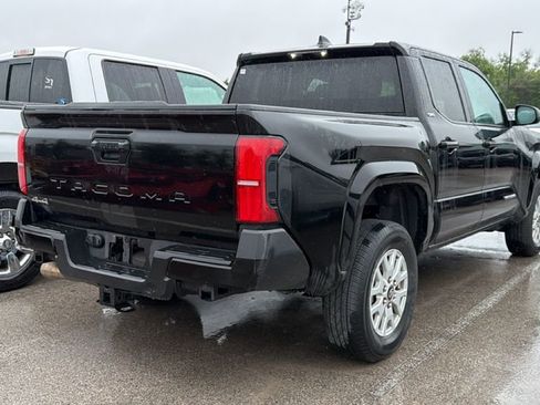 Certified 2024 Toyota Tacoma SR5 AWD/4WD image 7