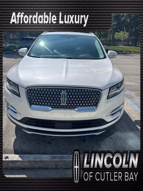 Used 2019 Lincoln MKC Select w/ Select Plus Package FWD image 1