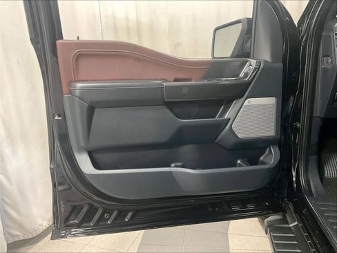 Used 2021 Ford F150 Lariat image 9