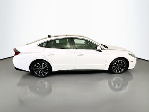 Used 2021 Hyundai Sonata Limited w/ Preferred Accessory Package FWD image 8