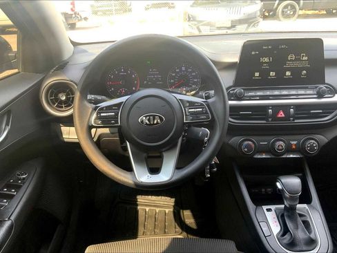 Used 2021 Kia Forte LXS image 5