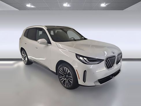 Used 2025 BMW X3 xDrive30i w/ Convenience Package image 26