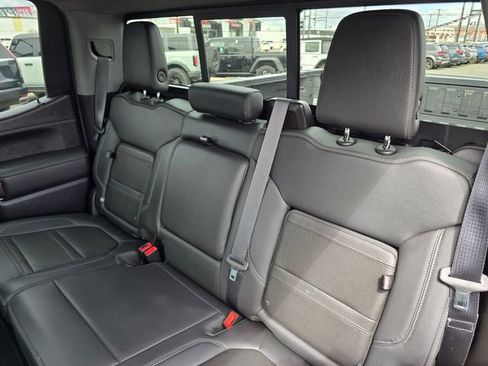 Used 2021 GMC Sierra 1500 Denali w/ Denali Ultimate Package AWD/4WD image 17