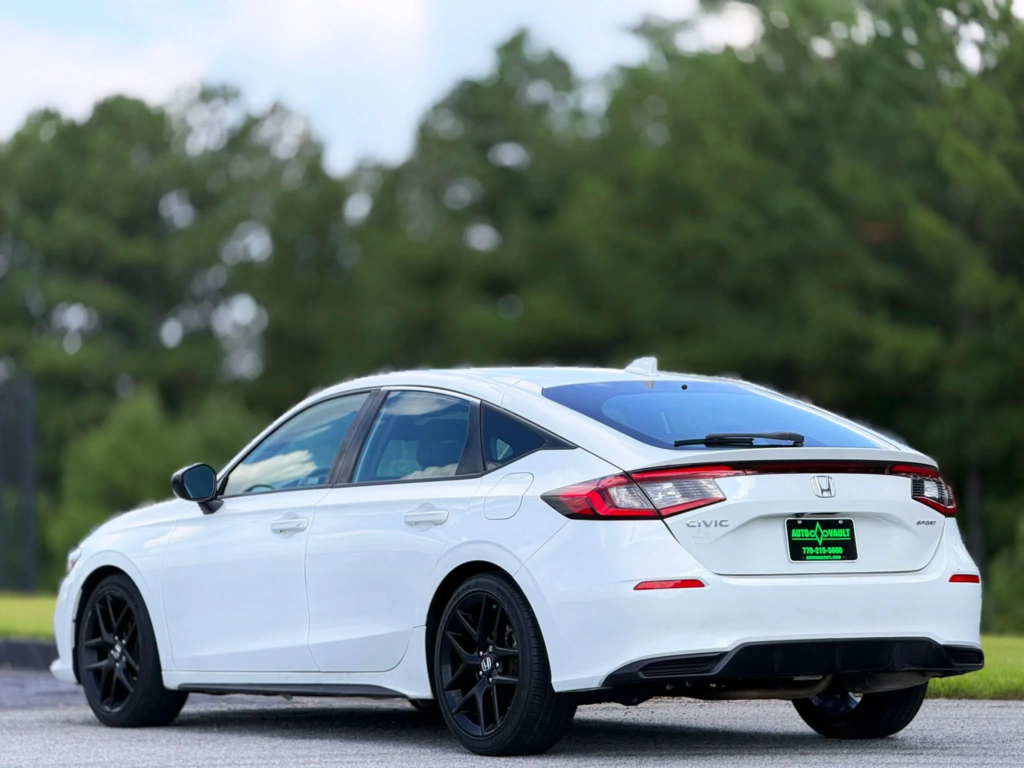 Used 2023 Honda Civic Sport image 8