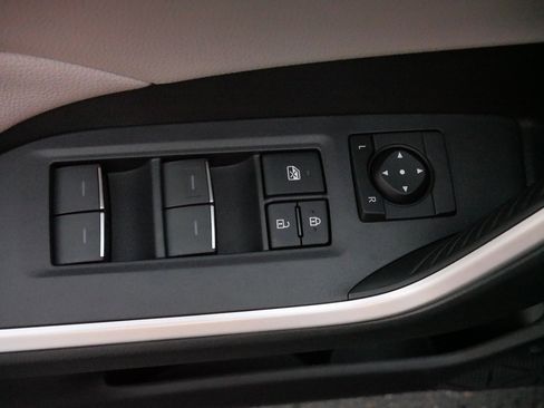 Certified 2025 Toyota RAV4 XLE image 19