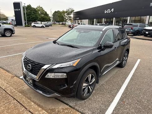 Used 2023 Nissan Rogue SL w/ SL Premium Package AWD/4WD image 2