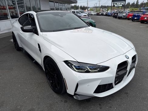 Used 2021 BMW M4 Competition w/ Executive Package RWD image 12