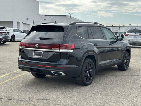 New 2025 Volkswagen Atlas SE AWD/4WD image 4