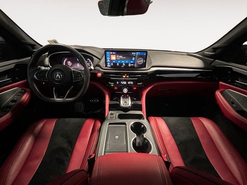 Used 2025 Acura MDX A-Spec image 13