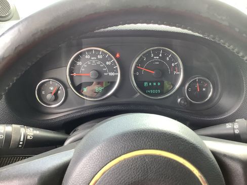 Used 2012 Jeep Wrangler Sport AWD/4WD image 11