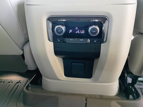 Used 2025 GMC Yukon Denali w/ LPO, Floor Liner Package RWD image 62