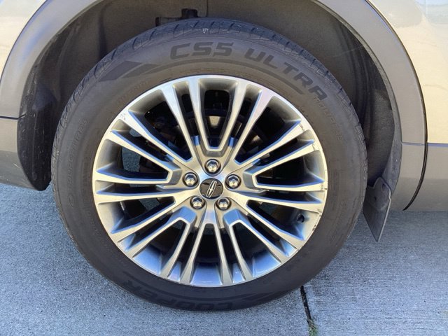 Used 2016 Lincoln MKX Reserve w/ Luxury Package AWD/4WD image 8