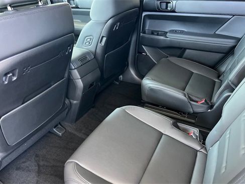 New 2025 Hyundai Santa Fe Calligraphy image 12