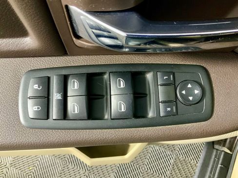 Used 2011 RAM 1500 Big Horn image 17