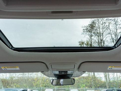 New 2026 Honda Odyssey Touring image 23