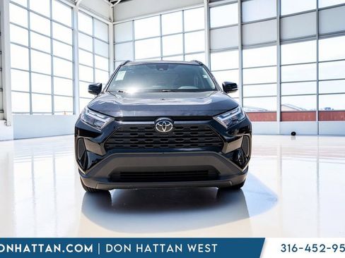 Used 2024 Toyota RAV4 XLE FWD image 26