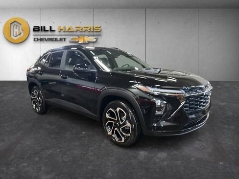 New 2026 Chevrolet Trax RS w/ Sunroof Package FWD image 9