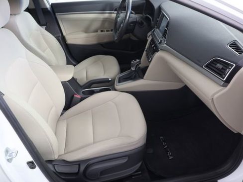Used 2017 Hyundai Elantra SE w/ SE A/T Tech Package 03 FWD image 23