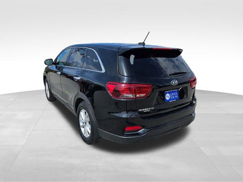 Used 2019 Kia Sorento AWD image 9