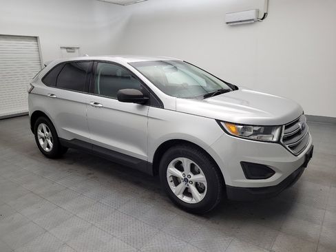 Used 2018 Ford Edge SE AWD/4WD image 11