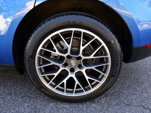 Used 2017 Porsche Macan S w/ Premium Package Plus image 28