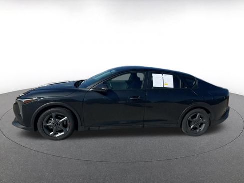 Used 2025 Kia K4 LXS image 9