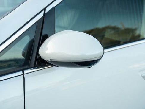 Used 2016 Honda Odyssey Touring image 12