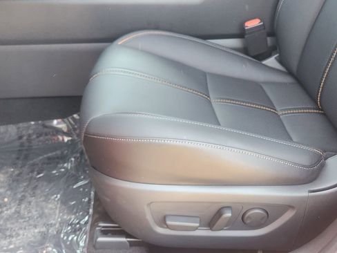 Used 2025 MAZDA CX-50 AWD 2.5 Hybrid w/ Premium Pkg image 22