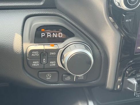 New 2026 RAM 1500 Big Horn AWD/4WD image 25