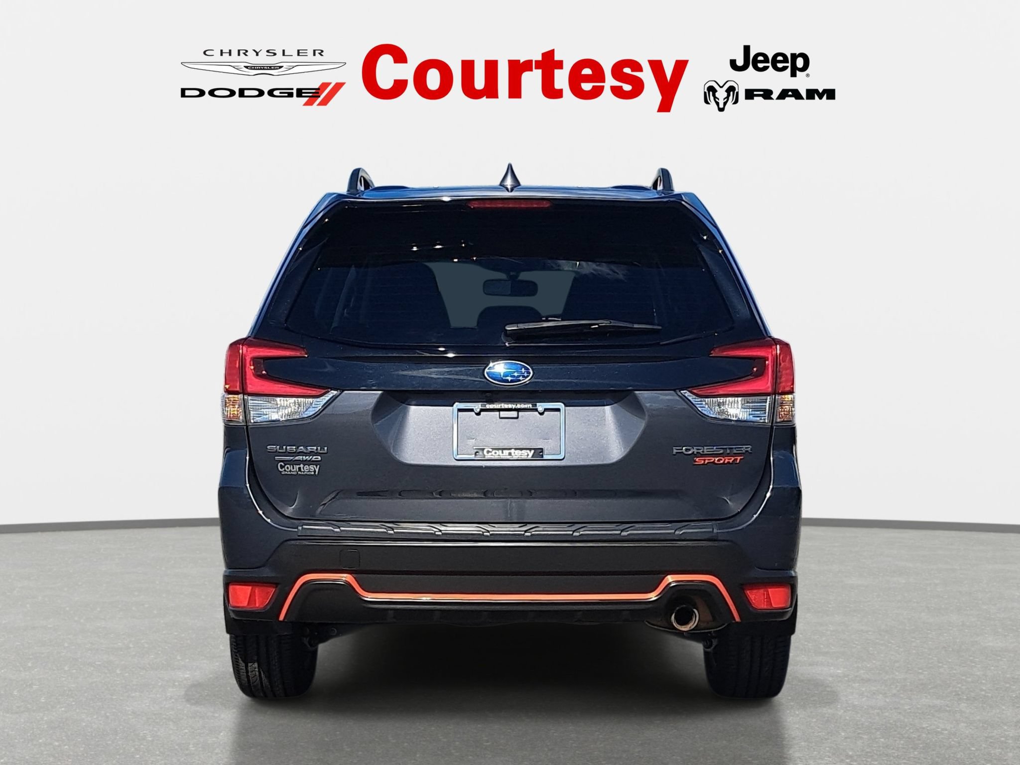 Used 2023 Subaru Forester Sport AWD/4WD image 5