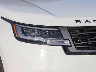 New 2026 Land Rover Range Rover SE