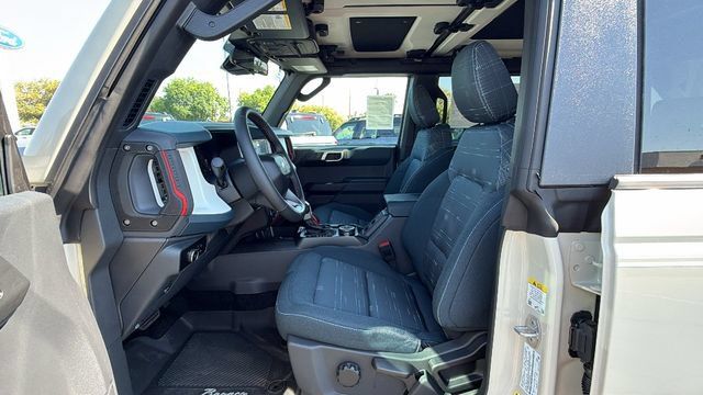 New 2026 Ford Bronco Heritage Edition AWD/4WD image 32