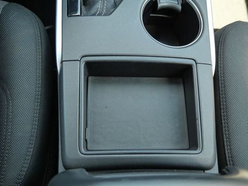 Used 2015 Toyota Camry LE FWD image 14