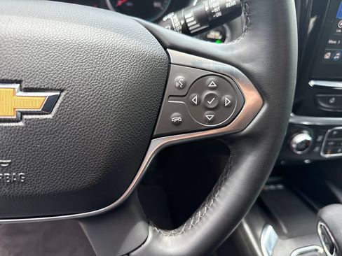 Used 2023 Chevrolet Traverse LT FWD image 26