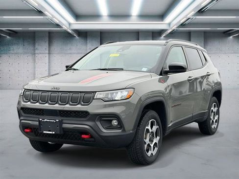 Used 2022 Jeep Compass Trailhawk AWD/4WD image 1