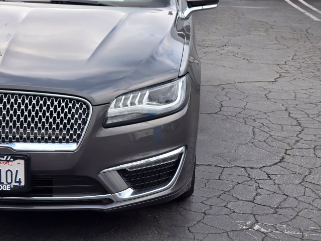 Used 2018 Lincoln MKZ Reserve FWD image 3