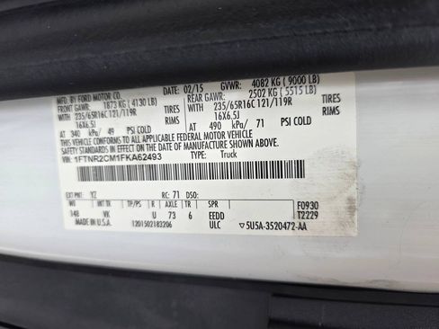 Used 2015 Ford Transit 250 148 Medium Roof RWD image 23