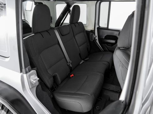 Used 2020 Jeep Wrangler Unlimited Sport AWD/4WD image 32