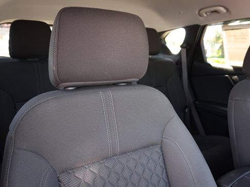 Used 2020 Chevrolet Blazer LT AWD/4WD image 32