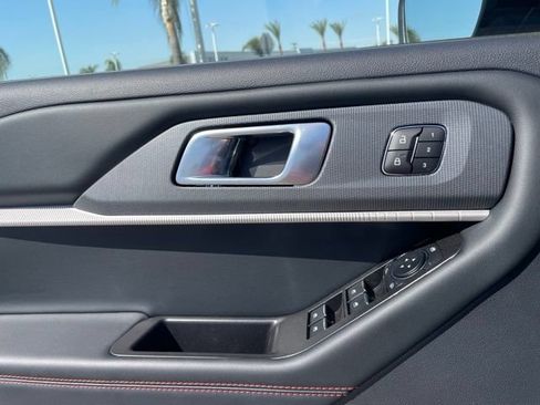 New 2026 Ford Explorer ST-Line w/ ST-Line Street Pack RWD image 19