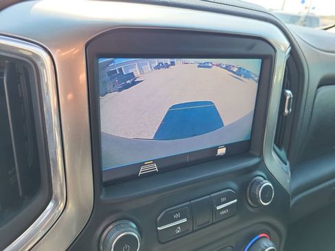 Used 2021 Chevrolet Silverado 1500 LT Trail Boss image 22