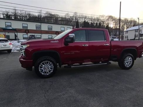 Used 2022 Chevrolet Silverado 2500 High Country w/ Z71 Off-Road Package image 5