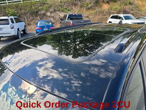 New 2026 Jeep Grand Cherokee L Summit w/ Obsidian Package AWD/4WD image 22