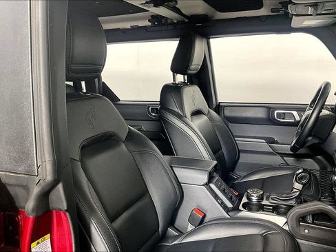 Used 2025 Ford Bronco Badlands AWD/4WD image 7