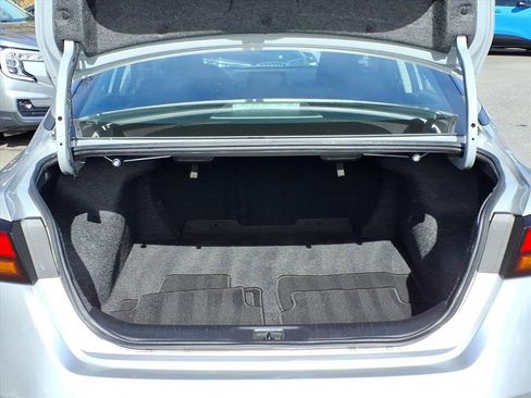 Used 2024 Nissan Altima 2.5 SV image 21